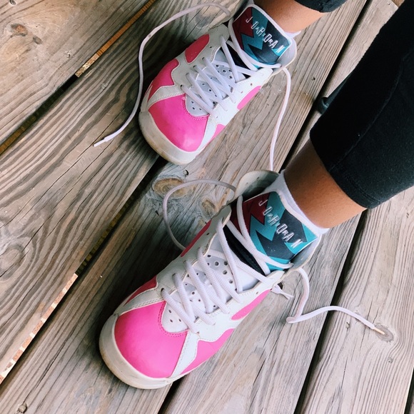 Pink and white 7s Clearance